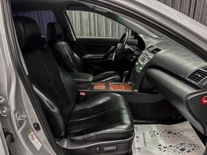 Седан Toyota Camry 2011 года, 1220000 рублей, Красноярск