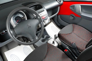 Хетчбэк Peugeot 107 2010 года, 599000 рублей, Тюмень