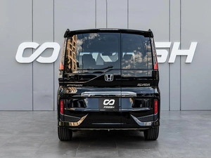 Минивэн Honda Stepwgn Spada 2018 года, 2430000 рублей, Краснодар