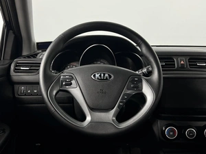 Седан Kia Rio 2017 года, 820500 рублей, Казань