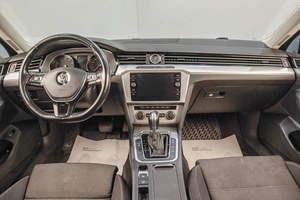 Седан Volkswagen Passat 2018 года, 2139000 рублей, Челябинск