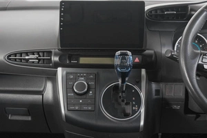 Минивэн Toyota Wish 2010 года, 1299000 рублей, Кемерово