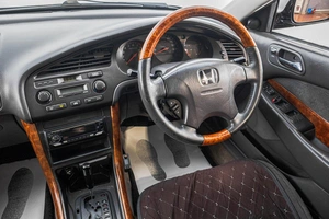 Седан Honda Inspire 2002 года, 669000 рублей, Барнаул