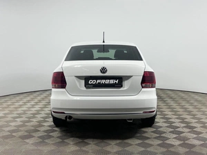 Седан Volkswagen Polo 2015 года, 999900 рублей, Казань