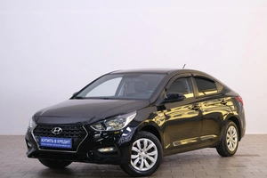 Седан Hyundai Solaris 2017 года, 1079000 рублей, Омск