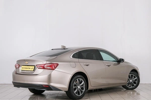 Седан Chevrolet Malibu 2022 года, 1849000 рублей, Красноярск