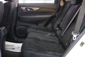 Внедорожник Nissan X-Trail 2017 года, 1799000 рублей, Омск