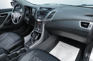 Седан Hyundai Elantra 2015 года, 789000 рублей, Челябинск