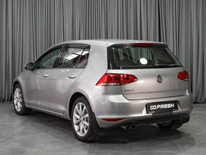 Хетчбэк Volkswagen Golf 2013 года, 1339000 рублей, Тюмень