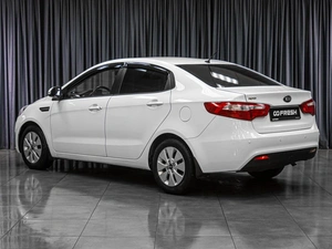 Седан Kia Rio 2013 года, 899000 рублей, Тюмень