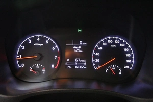 Седан Hyundai Solaris 2019 года, 990000 рублей, Смоленск