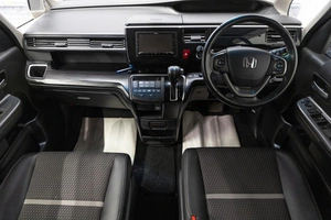 Минивэн Honda Stepwgn Spada 2015 года, 1659000 рублей, Новосибирск