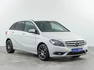 Хетчбэк Mercedes-benz B-класс 2013 года, 1329050 рублей, Москва