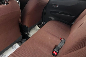 Хетчбэк Toyota Vitz 2012 года, 1069000 рублей, Тюмень