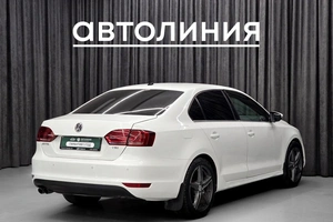 Седан Volkswagen Jetta 2014 года, 730000 рублей, Красноярск