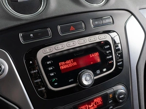 Седан Ford Mondeo 2011 года, 849000 рублей, Тюмень