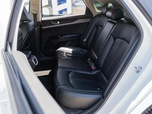 Седан Kia K5 2021 года, 2350000 рублей, Краснодар