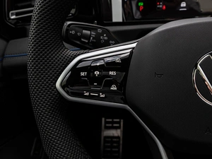 Внедорожник Volkswagen Tiguan L 2026 года, 4770000 рублей, Краснодар