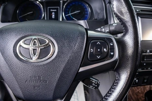 Седан Toyota Camry 2016 года, 2159000 рублей, Пермь