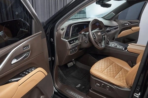 Внедорожник Cadillac Escalade 2023 года, 18000000 рублей, Красноярск