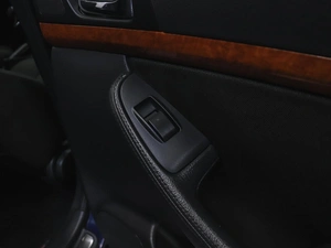 Седан Toyota Avensis 2007 года, 899000 рублей, Красноярск