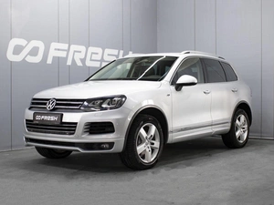 Внедорожник Volkswagen Touareg 2014 года, 2390000 рублей, Омск