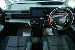 Минивэн Honda Stepwgn Spada 2015 года, 1889000 рублей, Омск