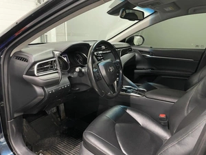 Седан Toyota Camry 2018 года, 2450000 рублей, Ярославль