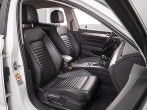 Седан Volkswagen Passat 2018 года, 2226000 рублей, Воронеж