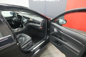 Седан Toyota Camry 2018 года, 3270000 рублей, Курск