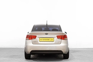 Седан Kia Cerato 2010 года, 749000 рублей, Барнаул