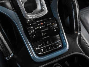Внедорожник Porsche Cayenne 2012 года, 2300000 рублей, Тюмень