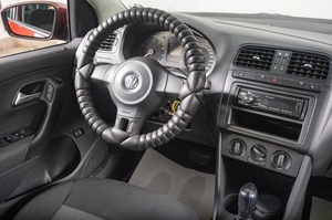 Седан Volkswagen Polo 2011 года, 749000 рублей, Томск