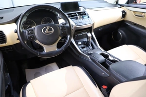 Внедорожник Lexus NX 2015 года, 2999000 рублей, Новосибирск