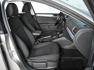 Седан Volkswagen Jetta 2017 года, 1369000 рублей, Аксай