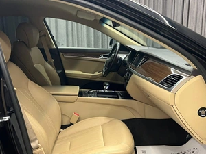 Седан Genesis G80 2017 года, 2050000 рублей, Красноярск