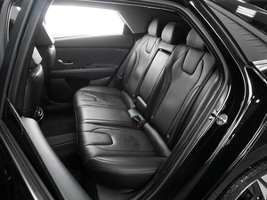 Седан Hyundai Elantra 2023 года, 2499000 рублей, Тюмень