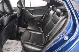 Седан Hyundai Avante 2010 года, 849000 рублей, Красноярск