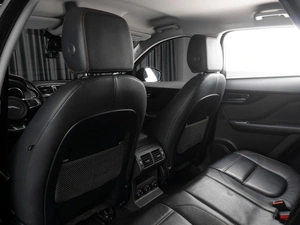 Внедорожник Jaguar F-Pace 2017 года, 2649000 рублей, Тюмень