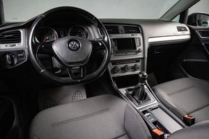 Хетчбэк Volkswagen Golf 2014 года, 1199000 рублей, Сургут
