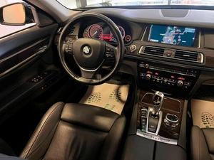 Седан BMW 7 серия 2014 года, 3199000 рублей, Красноярск