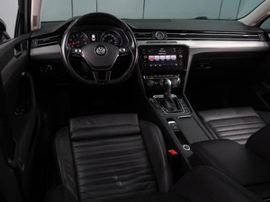 Седан Volkswagen Passat 2017 года, 1799000 рублей, Воронеж