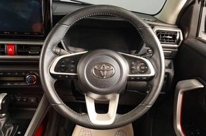 Внедорожник Toyota Raize 2020 года, 1749000 рублей, Тюмень