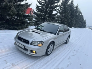 Седан Subaru Legacy 2000 года, 595000 рублей, 