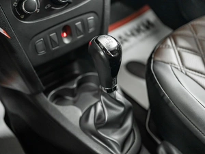 Хетчбэк Renault Sandero Stepway 2021 года, 1300000 рублей, Красноярск