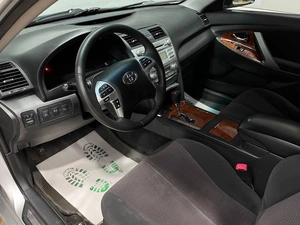 Седан Toyota Camry 2011 года, 1039000 рублей, Красноярск