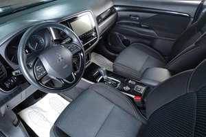 Внедорожник Mitsubishi Outlander 2021 года, 2819000 рублей, Тюмень