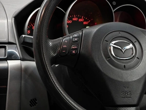 Седан Mazda Axela 2005 года, 499000 рублей, Красноярск