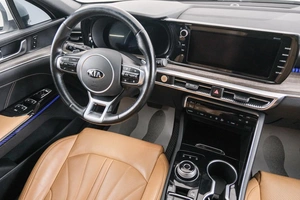 Седан Kia K5 2020 года, 2399000 рублей, Красноярск