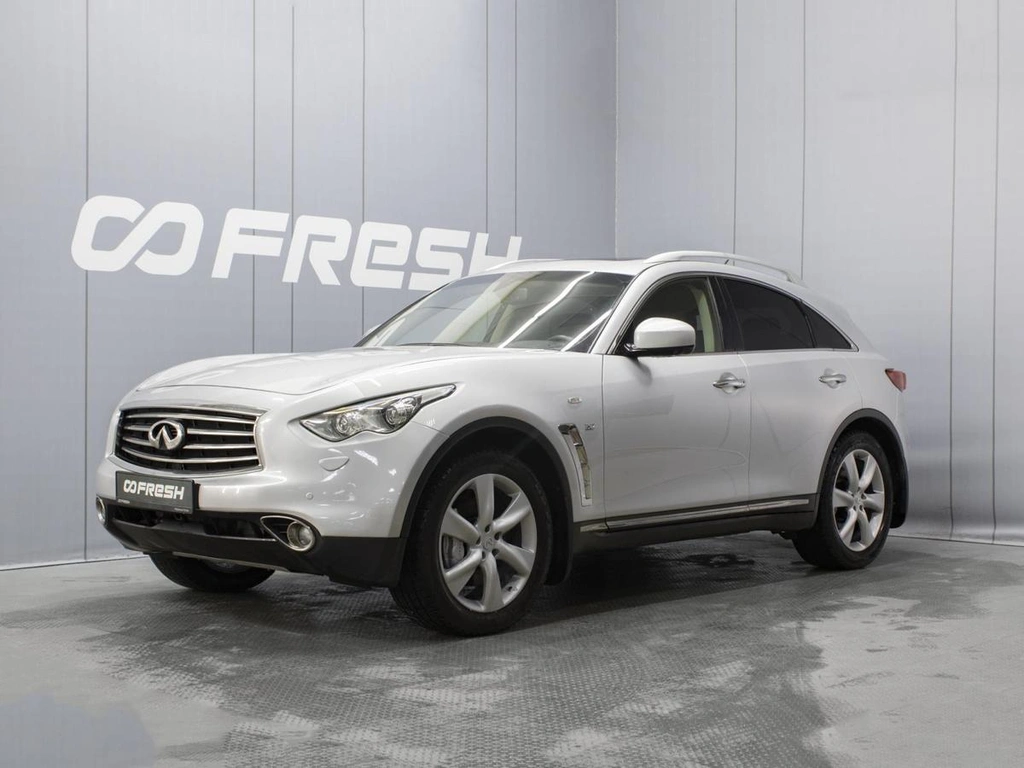 Внедорожник Infiniti QX70 2013 года, 2175000 рублей, Омск
